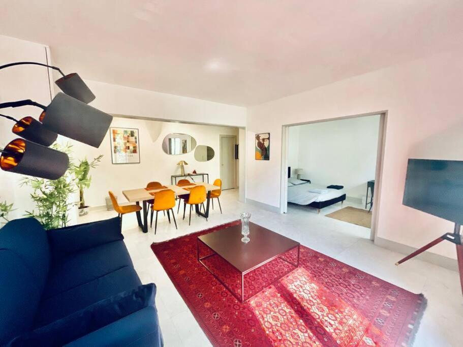 Gustave - Charming Eiffel Tower Appartement - Paris Exterior photo