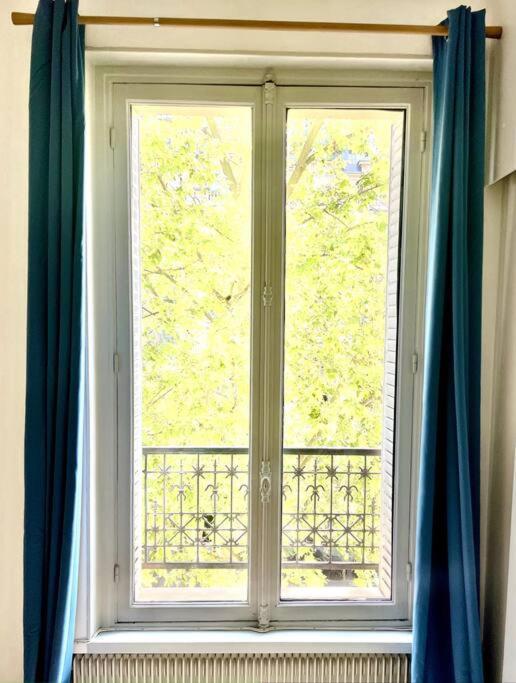 Gustave - Charming Eiffel Tower Appartement - Paris Exterior photo