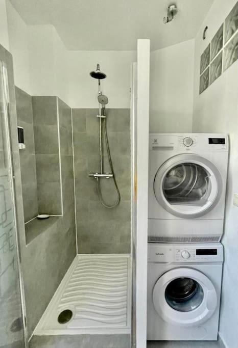 Gustave - Charming Eiffel Tower Appartement - Paris Exterior photo